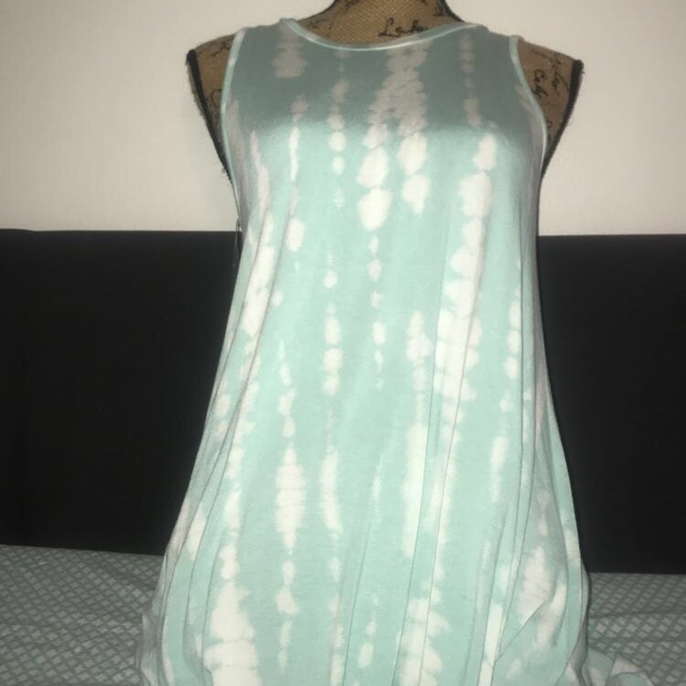 Women’s dress